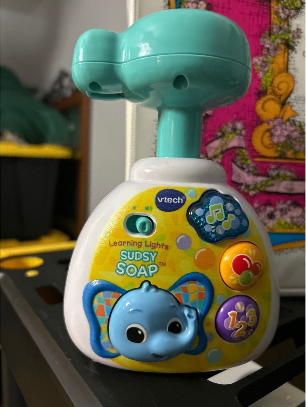 VTech Learning Lights Sudsy Soap Interactive Toy